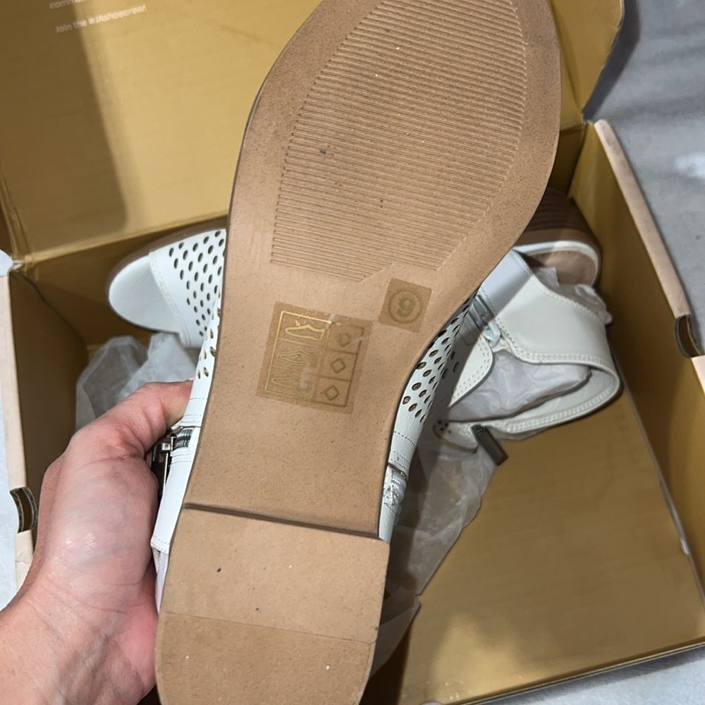 J Adams shoes - Picture 2 of 4